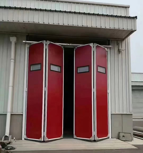 武威工业折叠门在大型装配车间出入口的应用实例